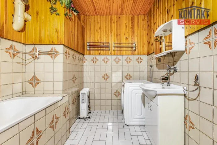 Prodej rodinného domu, Chvalšiny, 270 m2