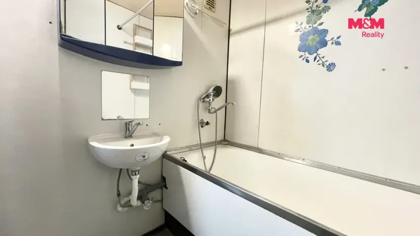 Pronájem bytu 3+1, Radvanice, 78 m2