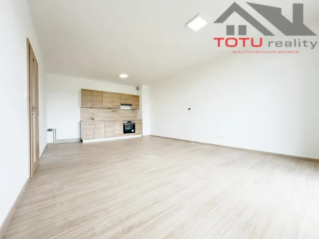 Pronájem bytu 2+kk, Jaroměř, Josefa Šímy, 57 m2