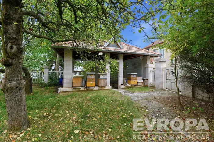 Prodej činžovního domu, Praha - Motol, U hrušky, 395 m2