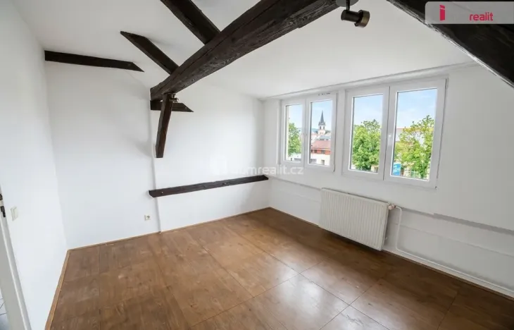 Pronájem bytu 3+1, Staré Město, Hradišťská, 89 m2