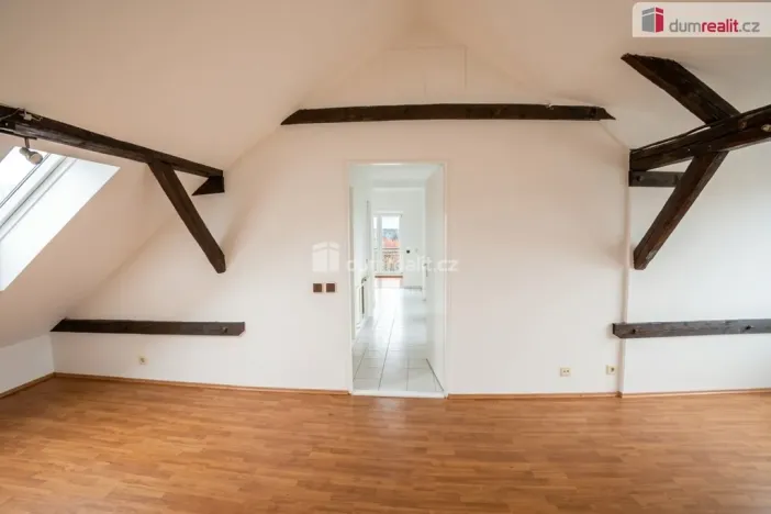 Pronájem bytu 3+1, Staré Město, Hradišťská, 89 m2
