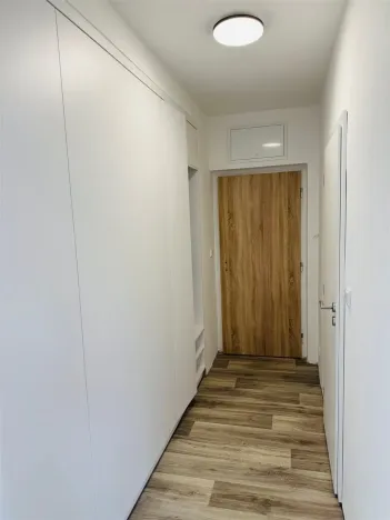 Pronájem bytu 2+kk, Cheb, Školní, 55 m2