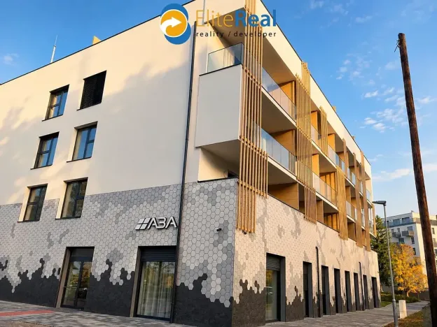 Pronájem bytu 2+kk, Olomouc, Varšavské nám., 43 m2