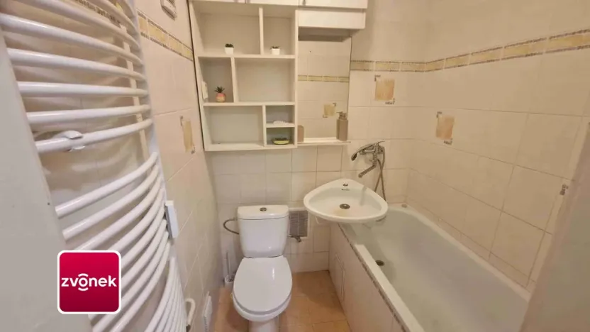 Pronájem bytu 1+1, Uherské Hradiště, Šafaříkova, 33 m2