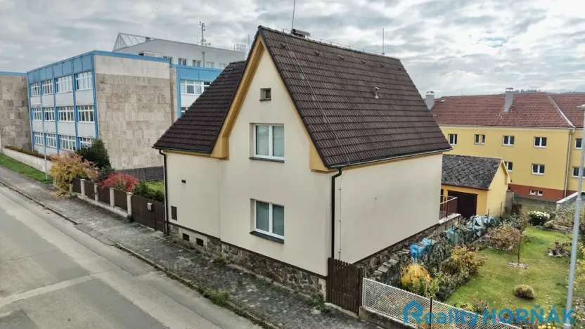 Prodej rodinného domu, Týn nad Vltavou, Komzákova, 153 m2