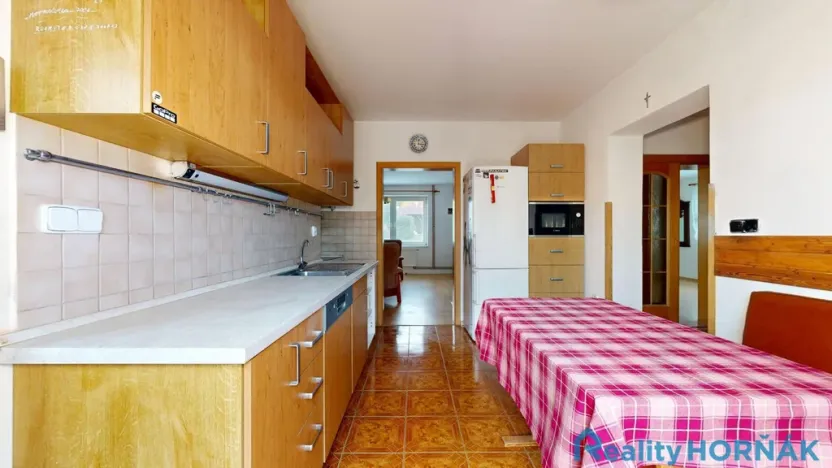 Prodej rodinného domu, Týn nad Vltavou, Komzákova, 153 m2