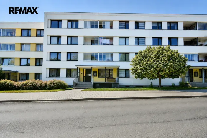 Pronájem bytu 1+kk, Broumov - Olivětín, Dukelská, 27 m2