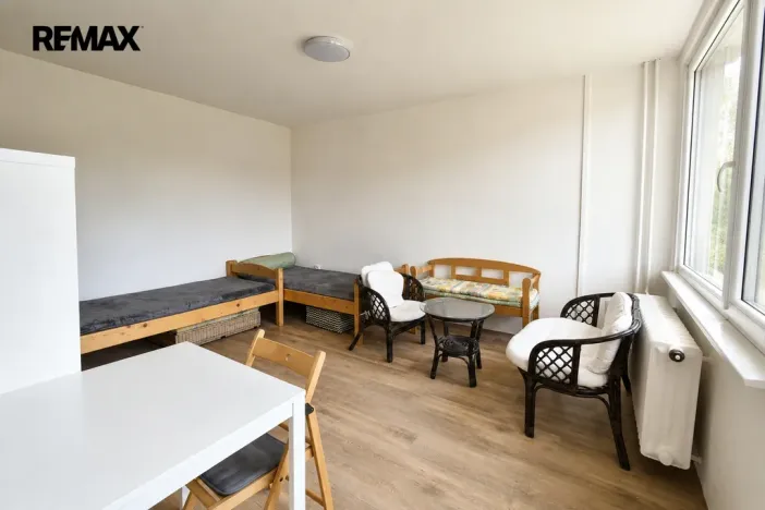 Pronájem bytu 1+kk, Broumov - Olivětín, Dukelská, 27 m2