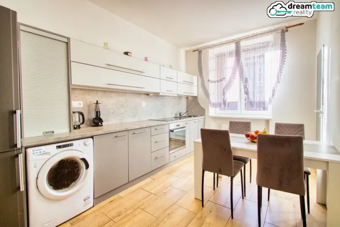 Prodej bytu 2+1, Ostrava, Zengrova, 55 m2