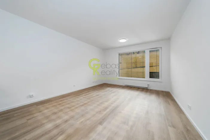 Pronájem bytu 1+kk, Praha - Libeň, Ocelářská, 35 m2