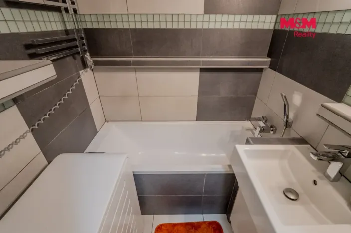 Prodej bytu 3+1, Orlová - Lutyně, Masarykova třída, 78 m2