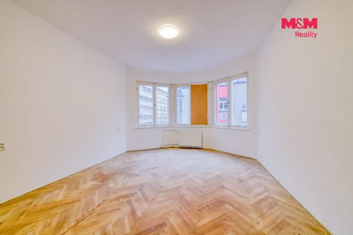 Prodej bytu 4+1, Cheb, Májová, 121 m2