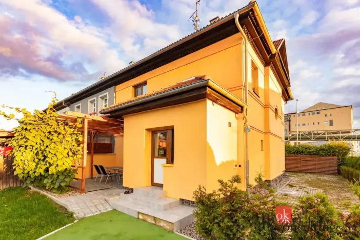 Prodej rodinného domu, Teplice, Nákladní, 265 m2