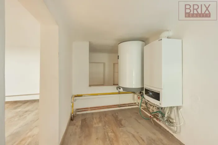 Pronájem bytu 2+1, Praha, Štefánikova, 61 m2