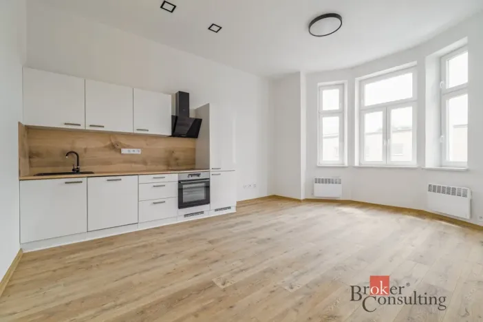 Prodej bytu 2+kk, Opava - Předměstí, Zámecký okruh, 49 m2