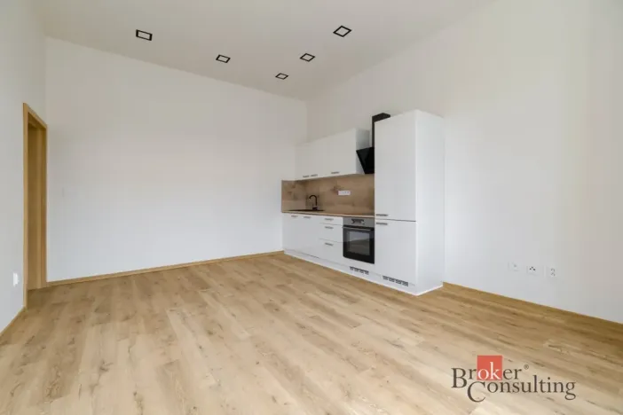 Prodej bytu 2+kk, Opava - Předměstí, Zámecký okruh, 49 m2