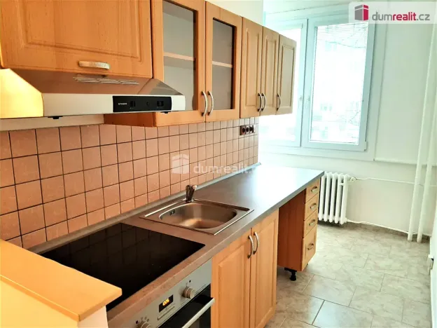 Pronájem bytu 2+1, Ústí nad Labem - Severní Terasa, Werichova, 66 m2