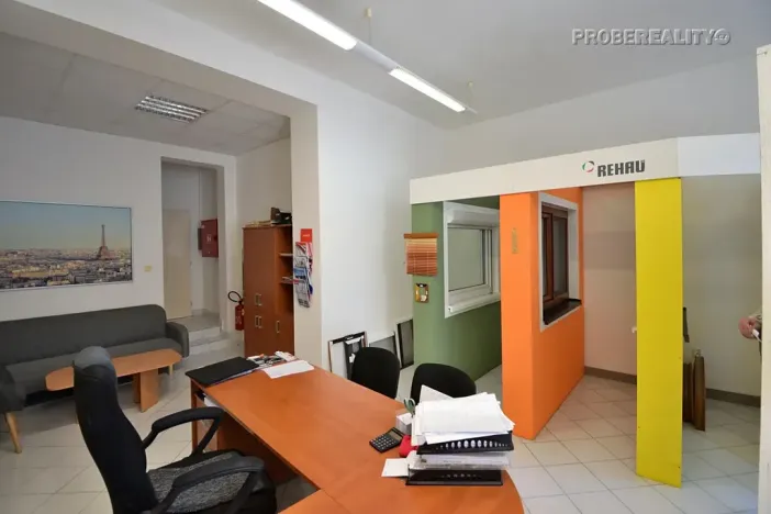 Pronájem kanceláře, Beroun, Nám. M.Poštové, 49 m2