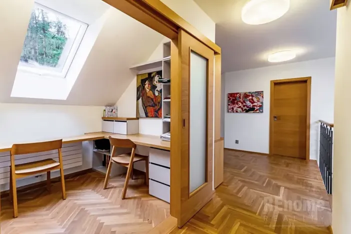 Prodej rodinného domu, Třebotov, V Zálesí, 300 m2