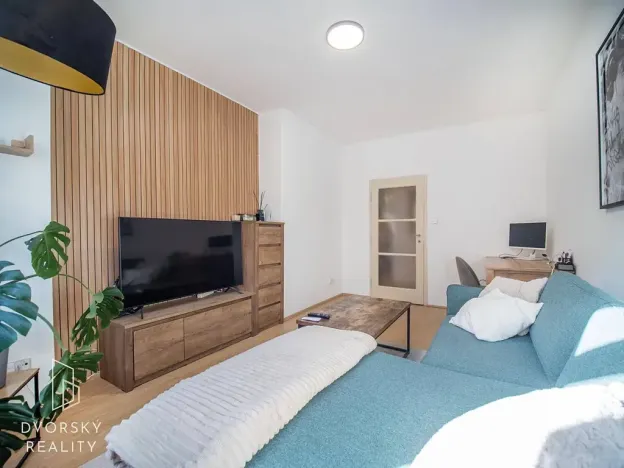 Prodej bytu 3+1, Praha - Vršovice, Novorossijská, 78 m2