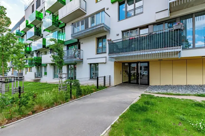 Pronájem bytu 2+kk, Praha - Vršovice, Archangelská, 56 m2