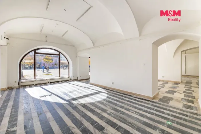 Prodej obchodního prostoru, Bruntál, nám. Míru, 550 m2