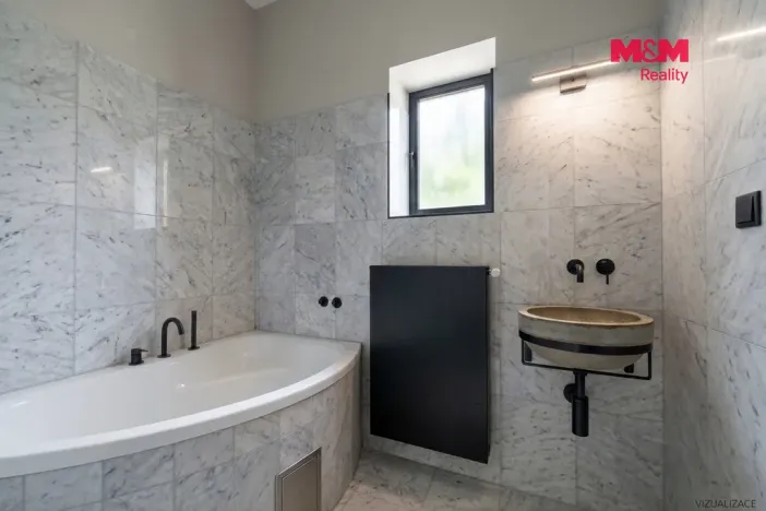 Prodej obchodního prostoru, Bruntál, nám. Míru, 550 m2