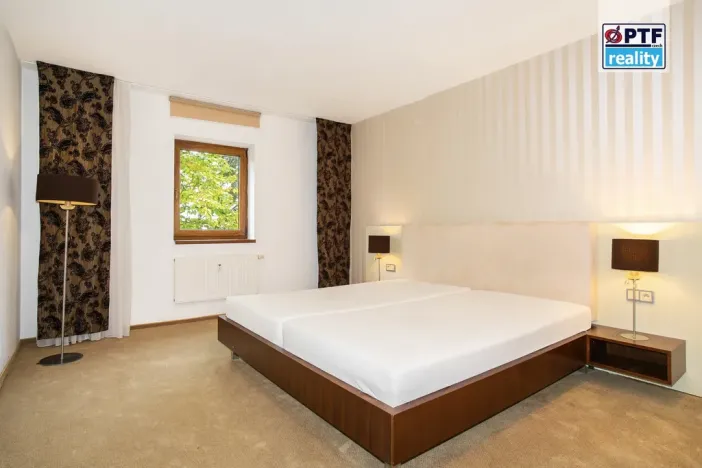 Pronájem bytu 2+kk, Plzeň - Jižní Předměstí, U Borského parku, 52 m2
