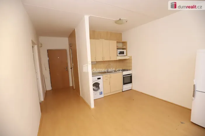 Prodej bytu 2+kk, Karlovy Vary - Drahovice, Vítězná, 41 m2