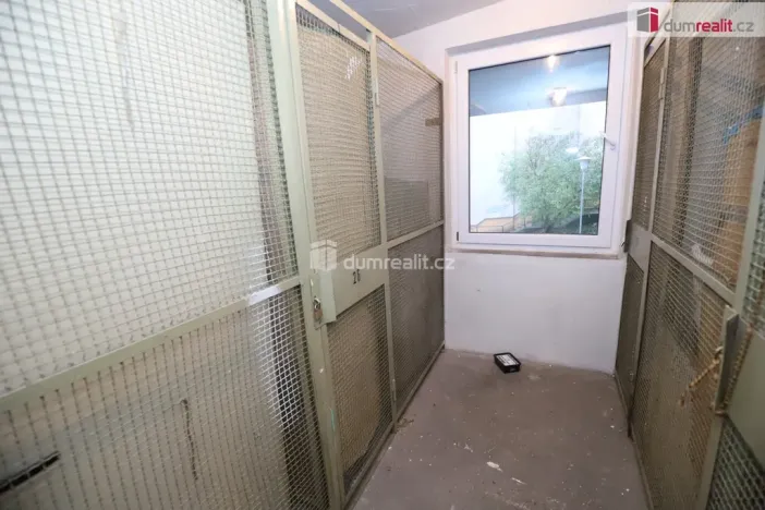 Prodej bytu 2+kk, Karlovy Vary - Drahovice, Vítězná, 41 m2