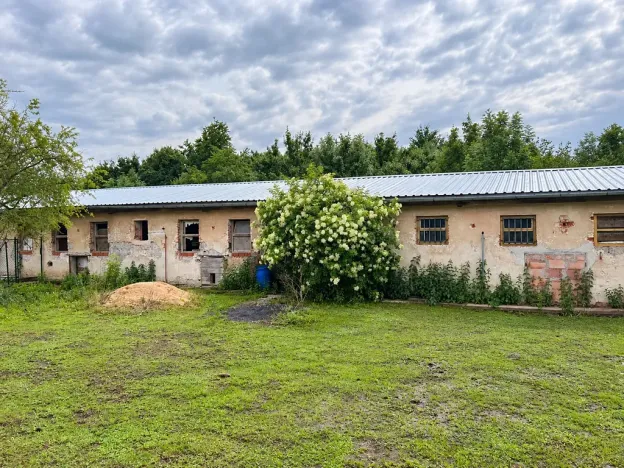 Prodej komerční nemovitosti, Vrbice, 700 m2