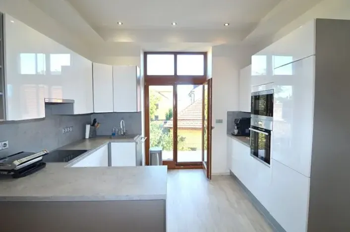 Prodej činžovního domu, Beroun, Česká, 1012 m2