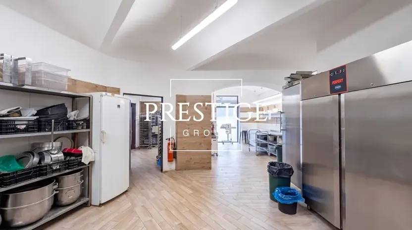 Pronájem restaurace, Praha - Libeň, Pod Hájkem, 158 m2