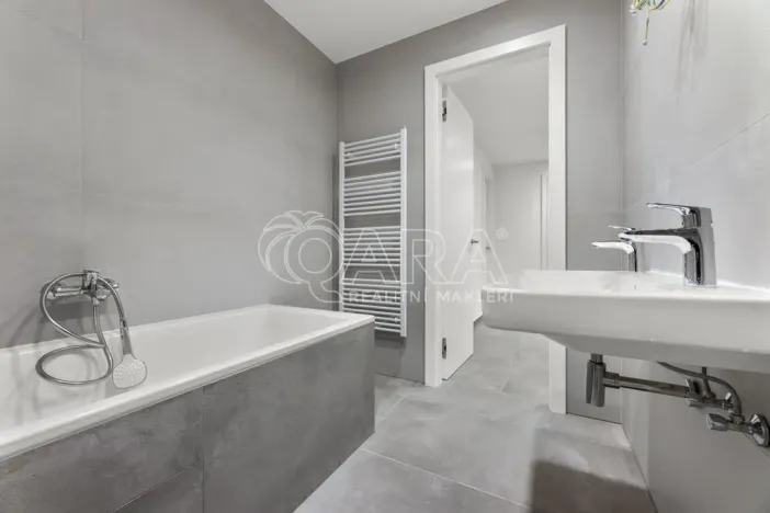 Pronájem bytu 4+kk, Praha - Hloubětín, Mandloňová, 174 m2