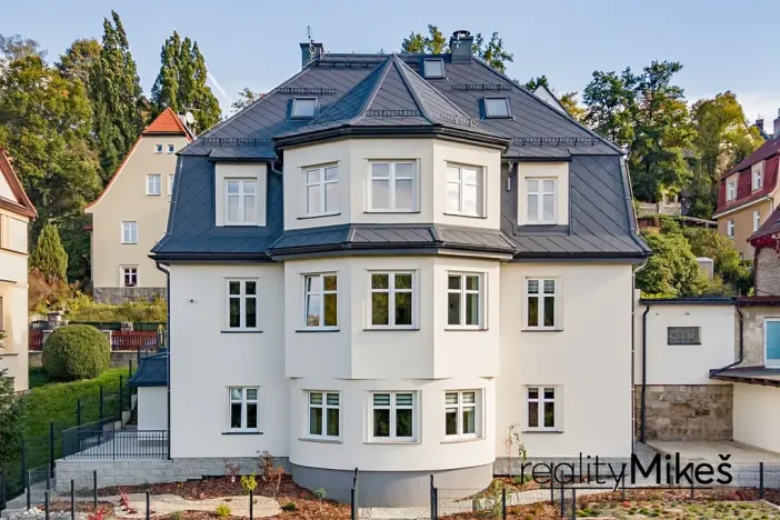 Pronájem bytu 3+1, Liberec, Šafaříkova, 87 m2