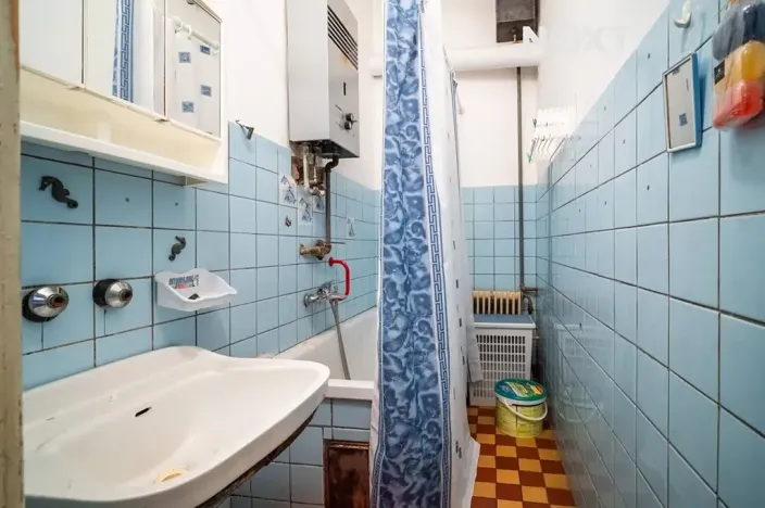 Prodej rodinného domu, Lázně Bělohrad, Vojtíškova, 250 m2