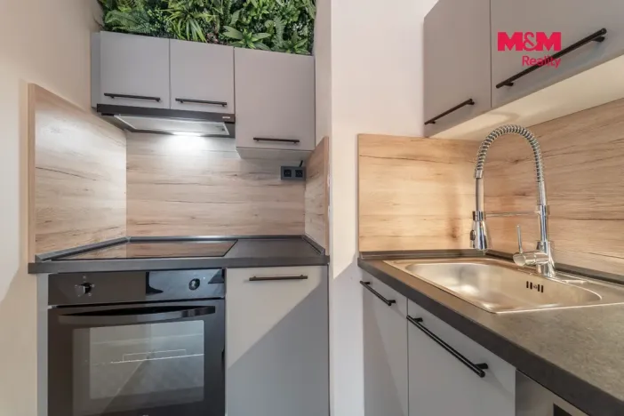Prodej bytu 2+kk, Praha - Třebonice, 43 m2