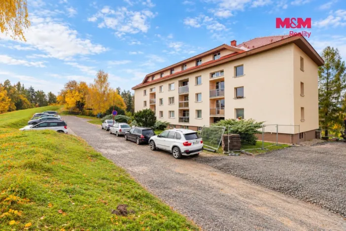 Prodej bytu 3+1, Benešov u Semil, 73 m2