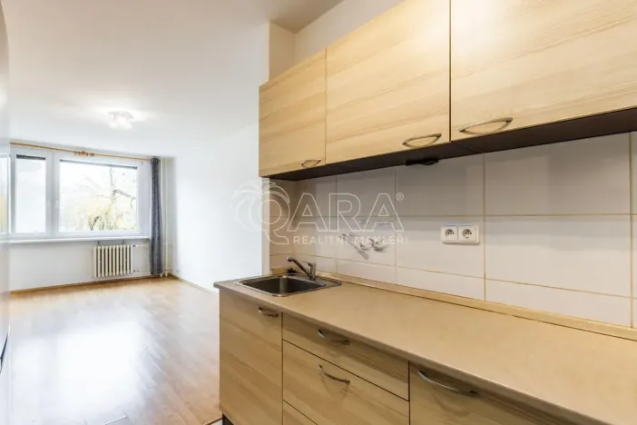 Pronájem bytu 2+kk, Praha - Háje, Plickova, 42 m2