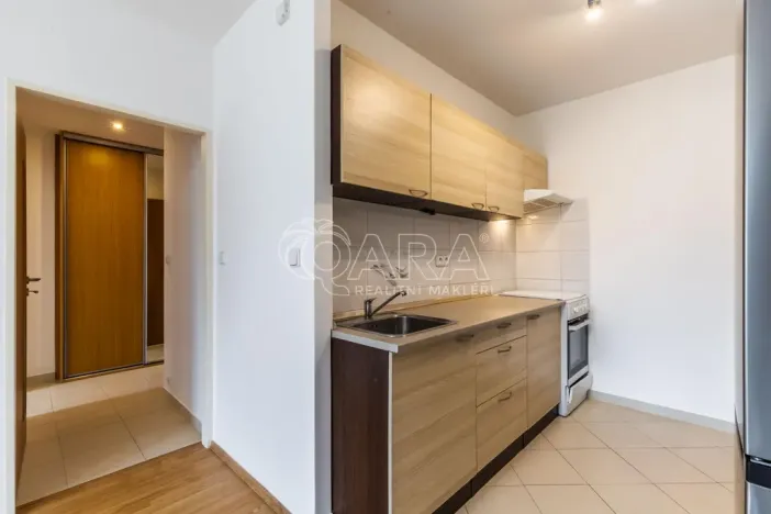 Pronájem bytu 2+kk, Praha - Háje, Plickova, 42 m2