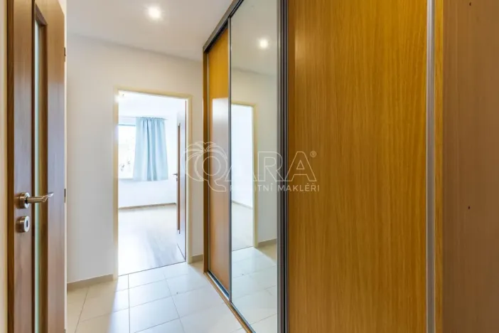 Pronájem bytu 2+kk, Praha - Háje, Plickova, 42 m2