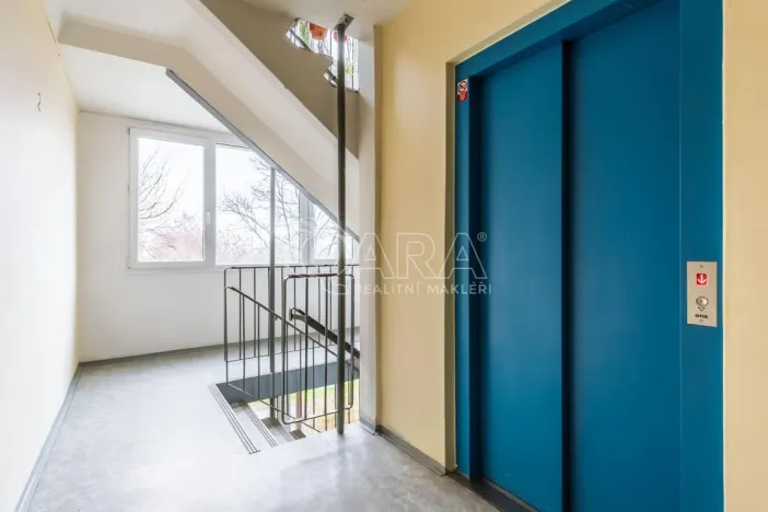 Pronájem bytu 2+kk, Praha - Háje, Plickova, 42 m2