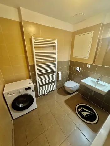 Pronájem bytu 2+kk, Praha - Modřany, K Vystrkovu, 57 m2