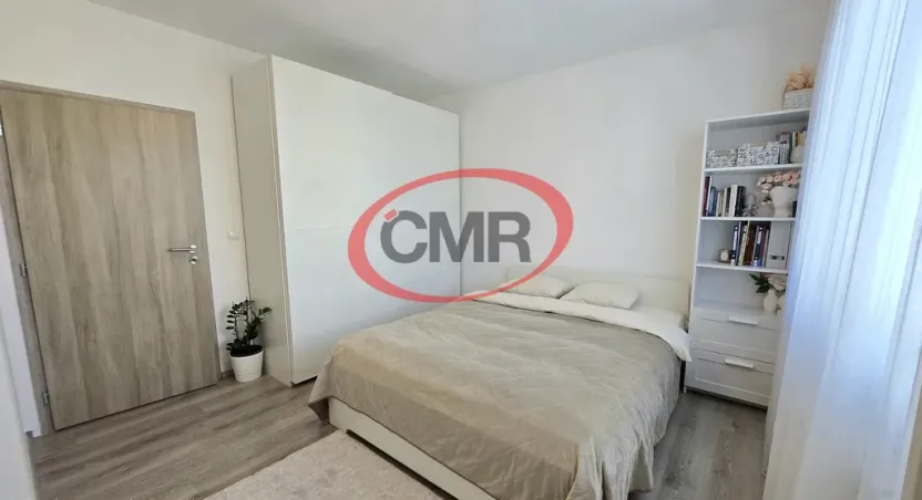 Pronájem bytu 2+kk, Praha, Jurkovičova, 58 m2