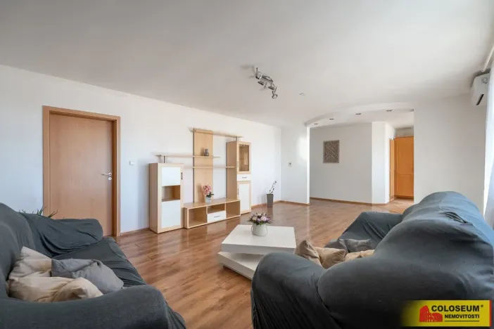 Prodej bytu 3+kk, Hrušovany nad Jevišovkou, 88 m2