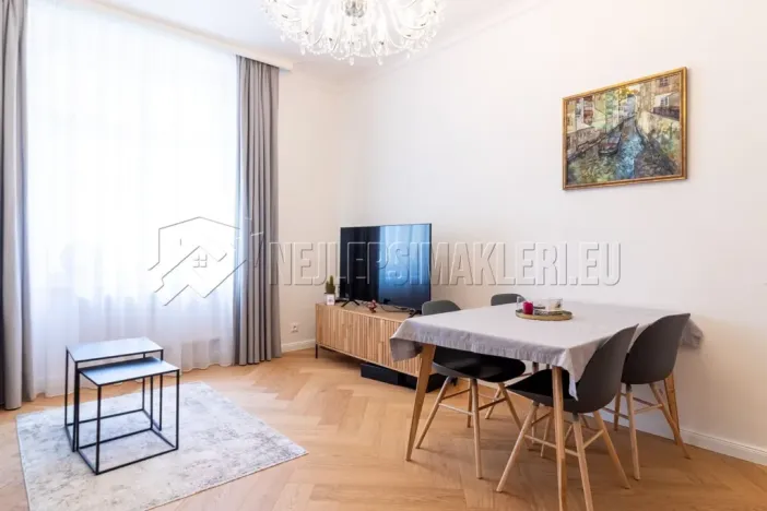 Pronájem bytu 2+kk, Praha - Vršovice, Orelská, 55 m2