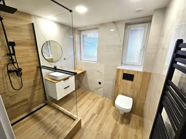 Prodej bytu 3+1, Teplice - Prosetice, Rohová, 75 m2