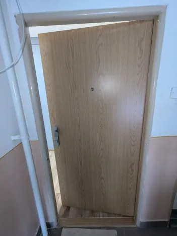 Prodej bytu 3+1, Teplice - Prosetice, Rohová, 75 m2