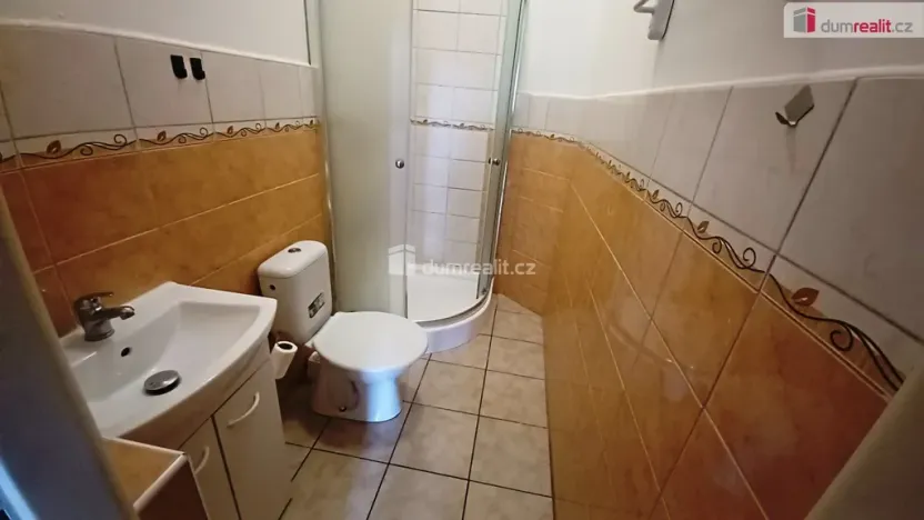 Pronájem bytu 1+1, Děčín - Děčín XI-Horní Žleb, Labské nábř., 49 m2